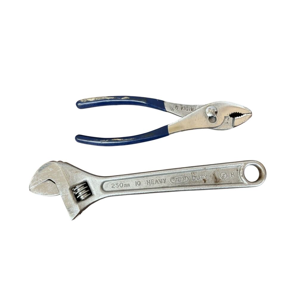 Adjustable wrench 250 MM 10 heavy duty and Pliers Lot of (2)